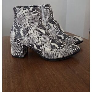 Madden Girl Dafnii Faux‎ Snakeskin Booties Women's 8 Block Heel Concert Club